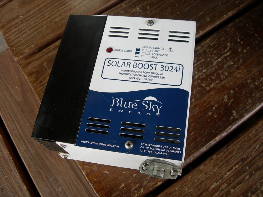 Blue Sky  Solar Boost  3024i   Solar Charge Controller 12/24 VDC  30 AMP