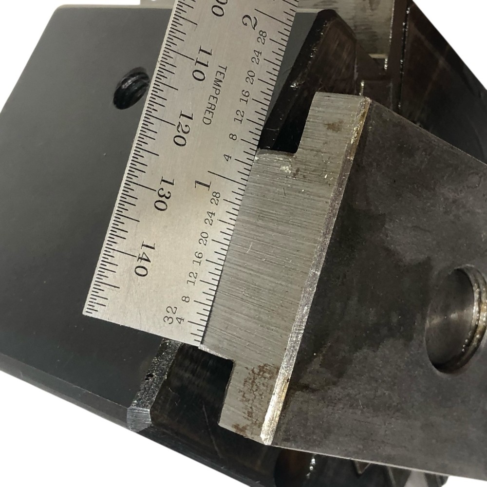 Aloris CXA Quick Change Lathe Tool Post - Wedge Style With 6 Tool Holders