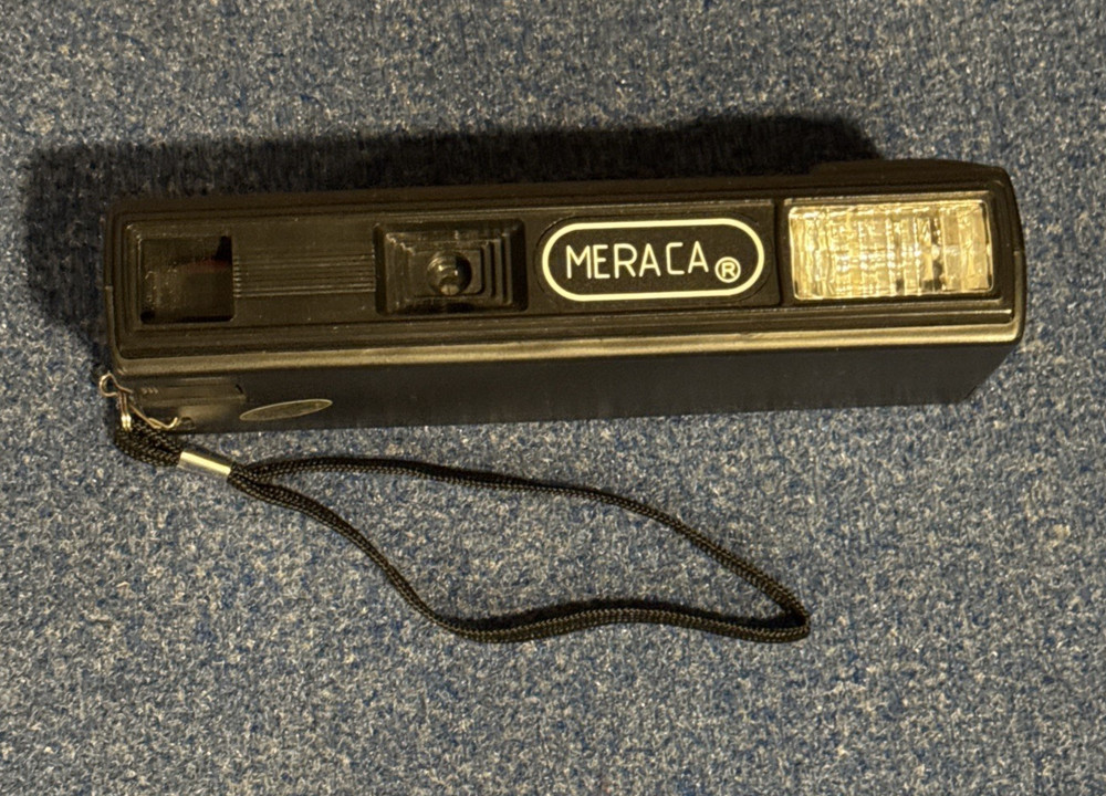 Vintage Meraca 110 Pocket Camera w/Box and Instructions- Not Working