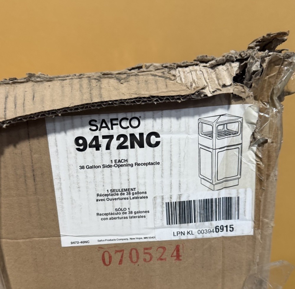 Safco 9472NC Canmeleon 38-gal. Side-Open Aggregate Panel Receptacles - BK New