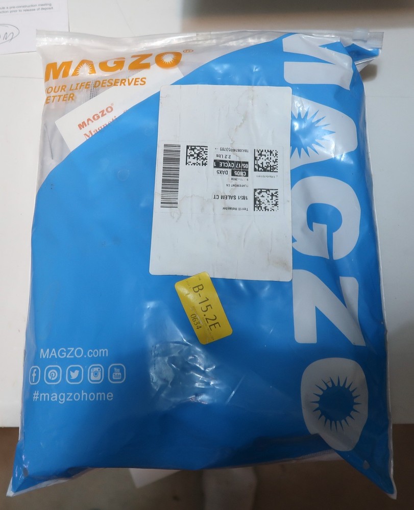 Magzo Screen MAG-JD3038 72”x 80”