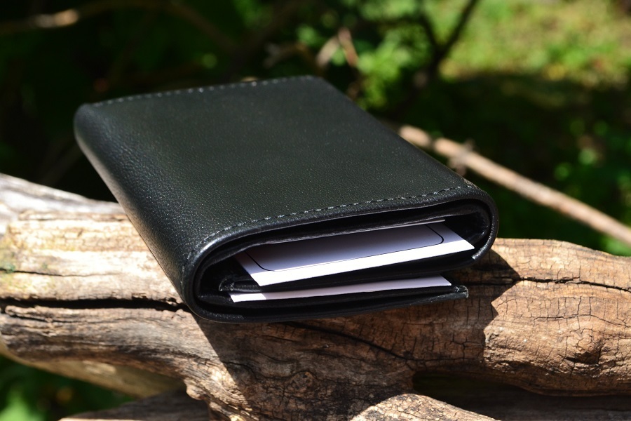 Masonic Black Leather Tri-Fold Wallet - RFID Protected - Square and Compasses