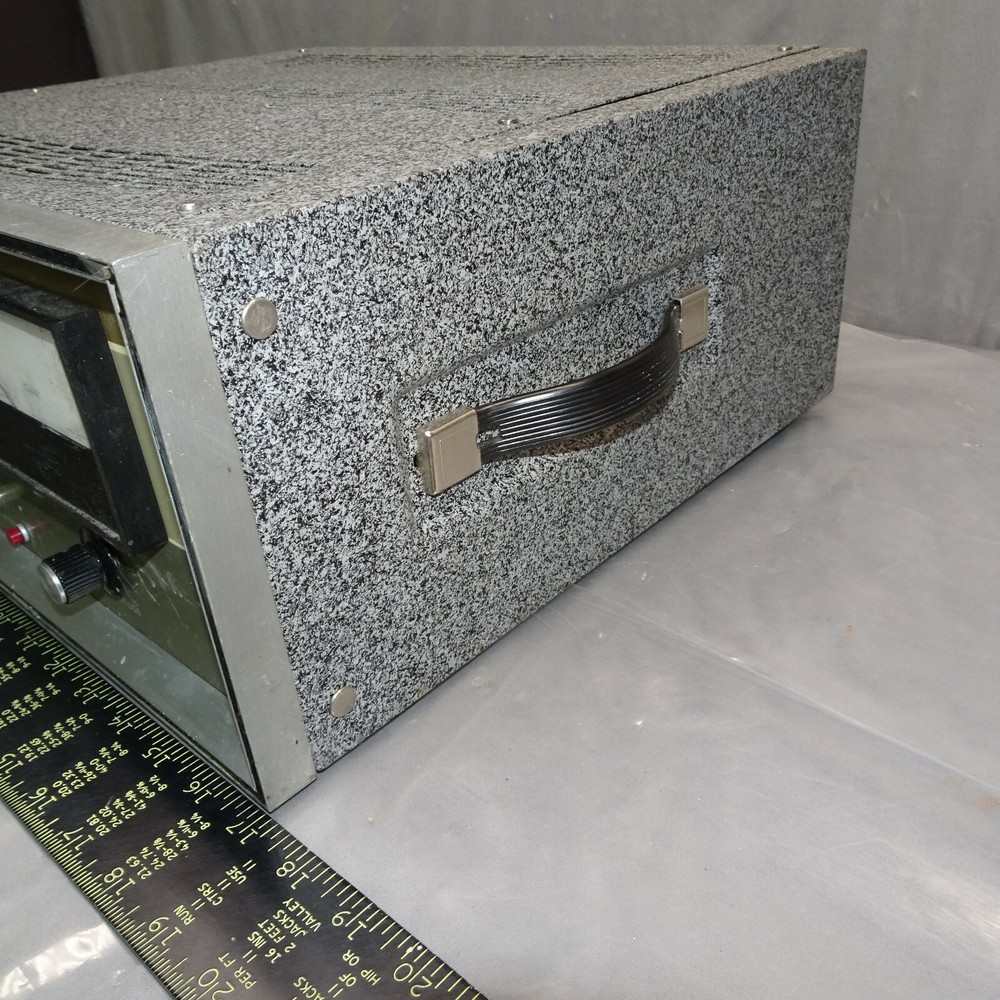 MB ELECTRONICS POWER AMPLIFIER 2250MB s/n 663