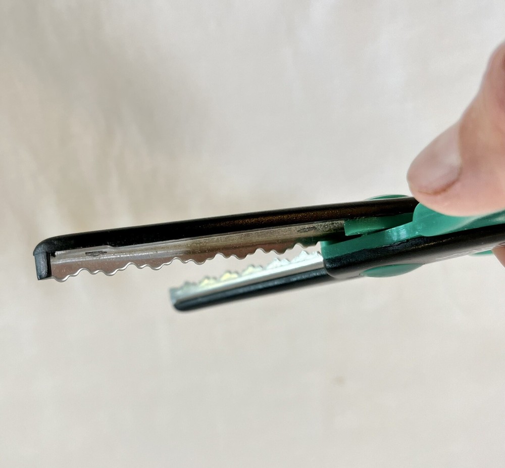Fiskars Paper Edgers Crafting Scissors SEAGULL