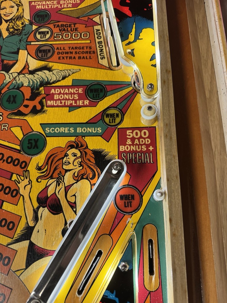 1978 CHARLIES ANGELS PINBALL MACHINE PROFESSIONAL TECHS PLAYS GREAT