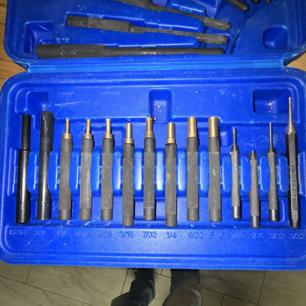 Gunmaster by DAC 13-Piece Pin Punch set.MISSING pieces