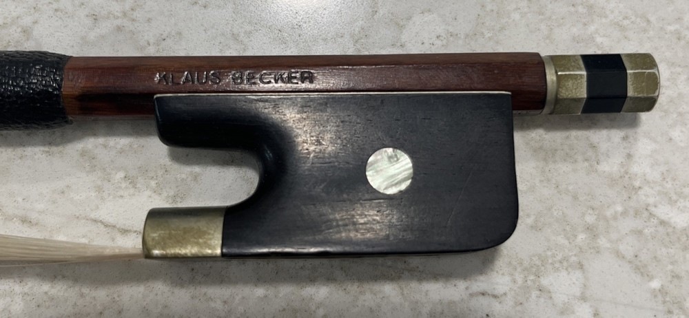 Klaus Becker cello bow 27''