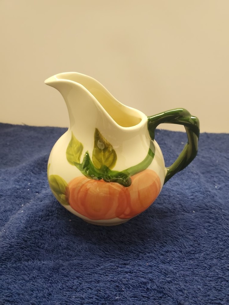 Franciscan Fresh Fruit Creamer LK