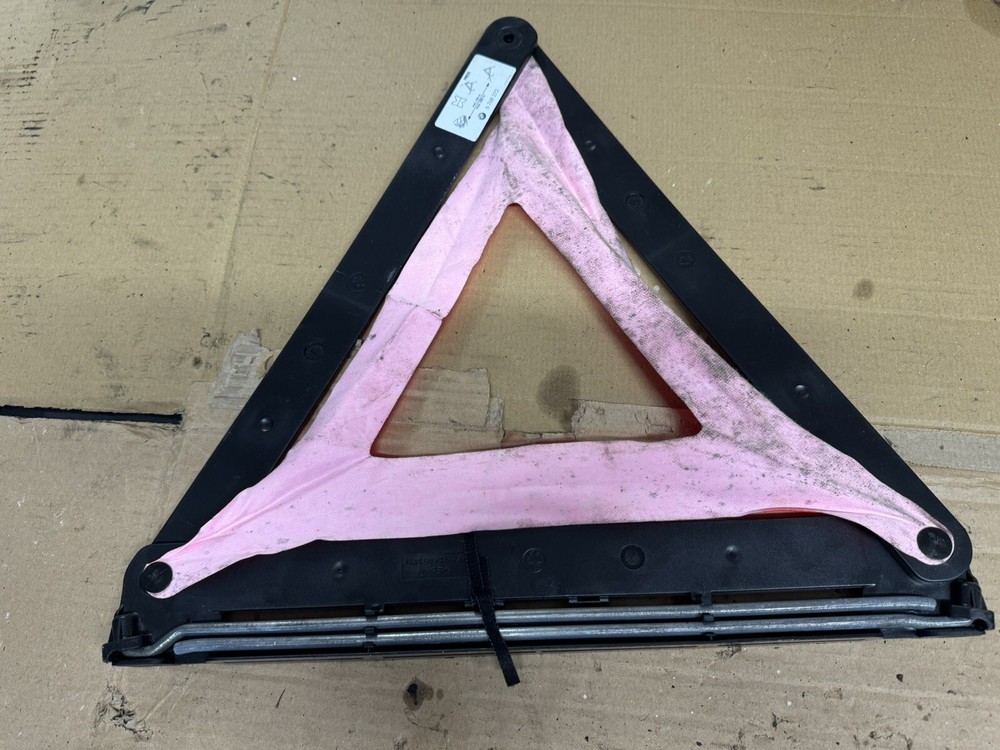 BMW E46 3 Series Cabriolet Warning Triangle