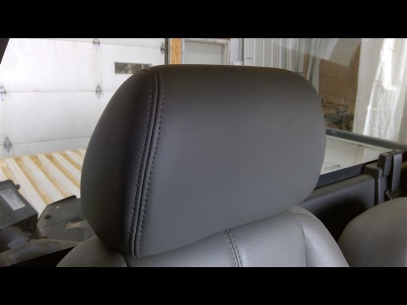 SILVRDO15 2009 Headrest 341084