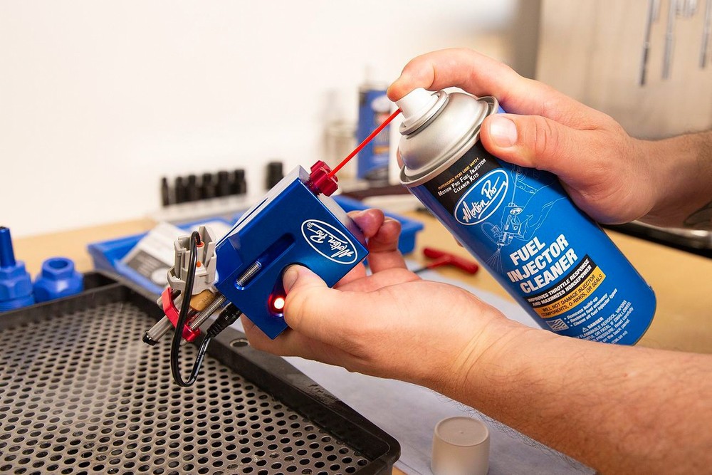 Fuel Injector Cleaner For 8 Oz