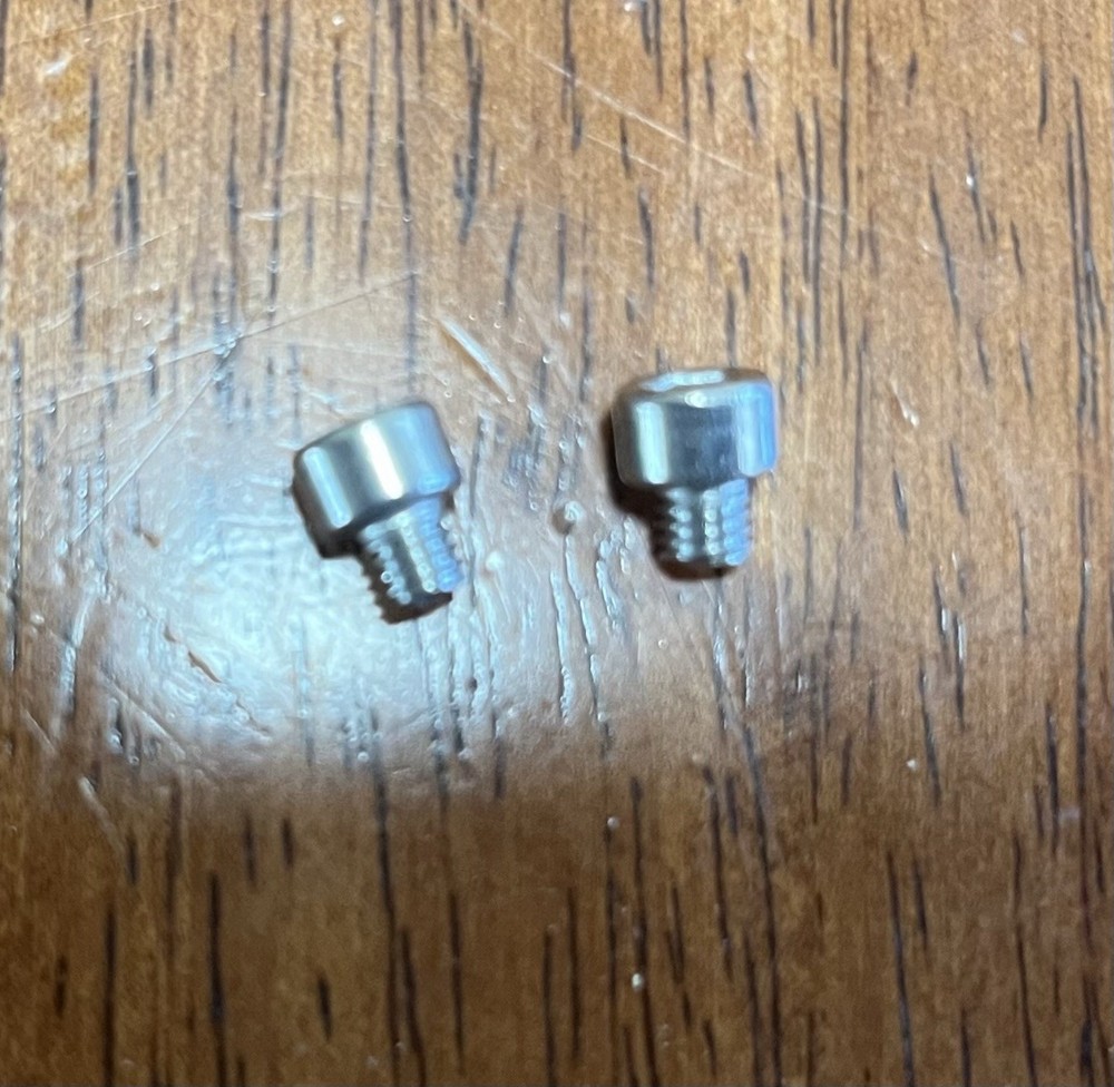 Piretti Golf Putter Weight Screws