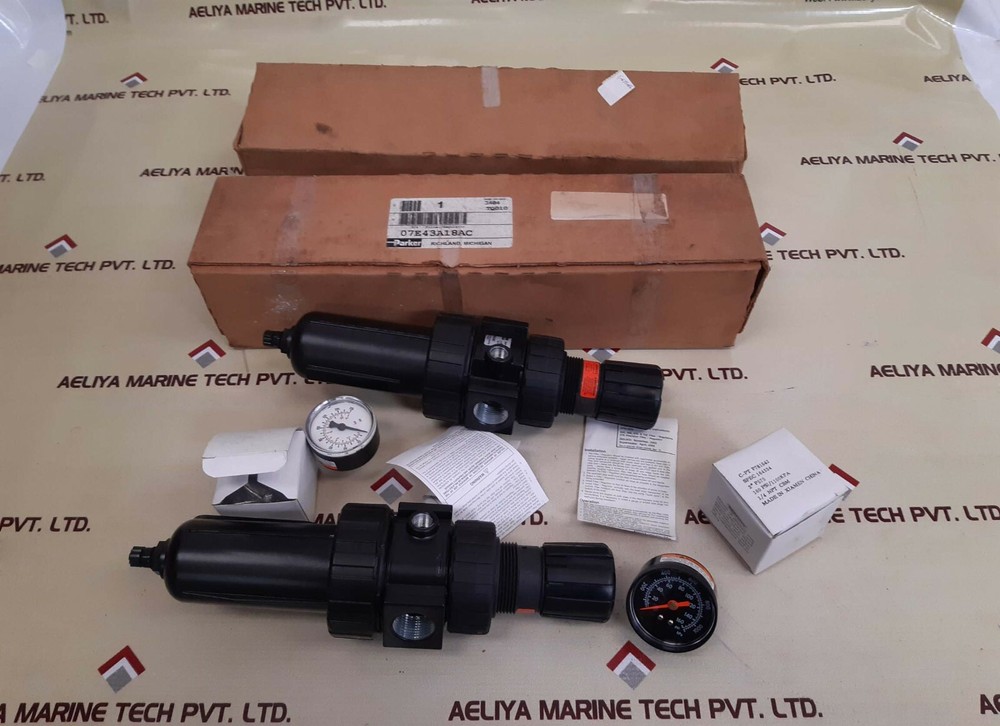PARKER 07E43A18AC 3/4" Filter Regulator