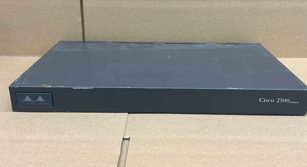Cisco Systems 2500 Series Access Server Router 2501
