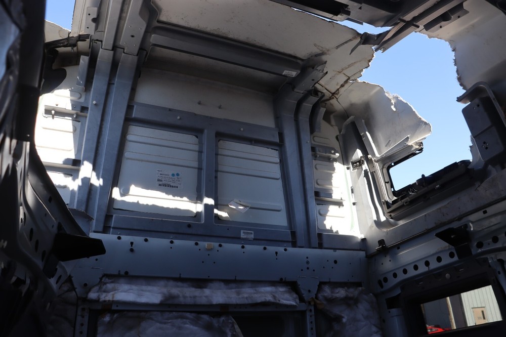 2018-2024 VOLVO VNL 760 SLEEPER CAB FRAME WHITE OEM