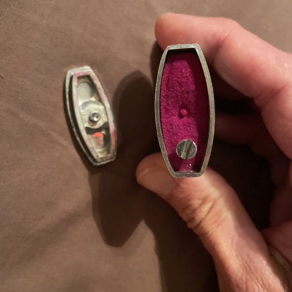 Vintage 1950s Ronson Windlite Chrome Lighter