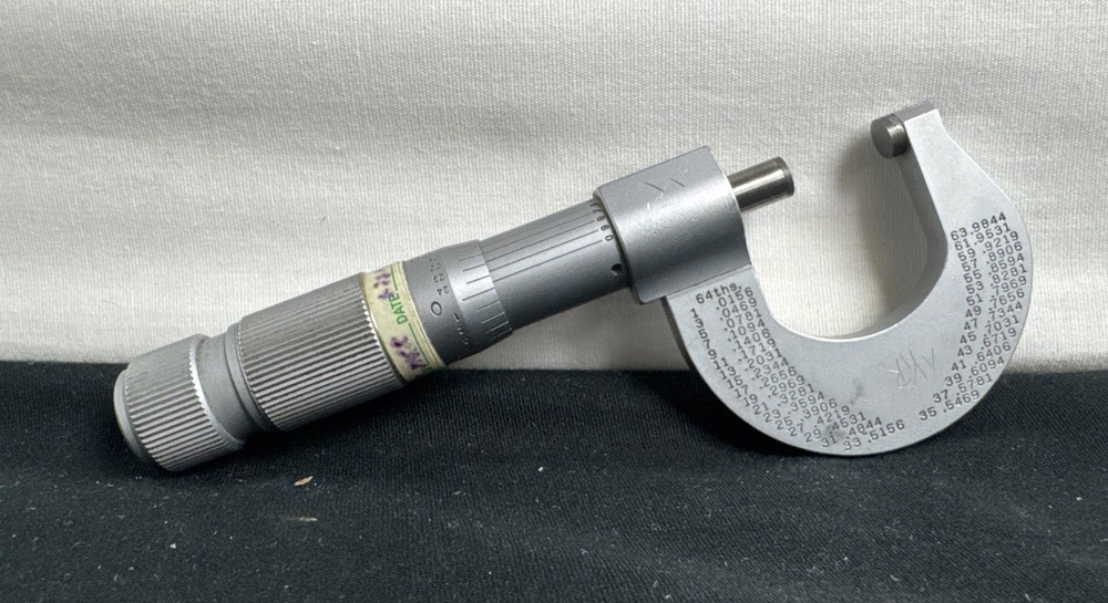 Brown & Sharpe Micrometer 0"-1"