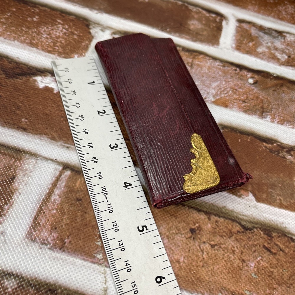 Vintage Verinders Chenille Needle Kit