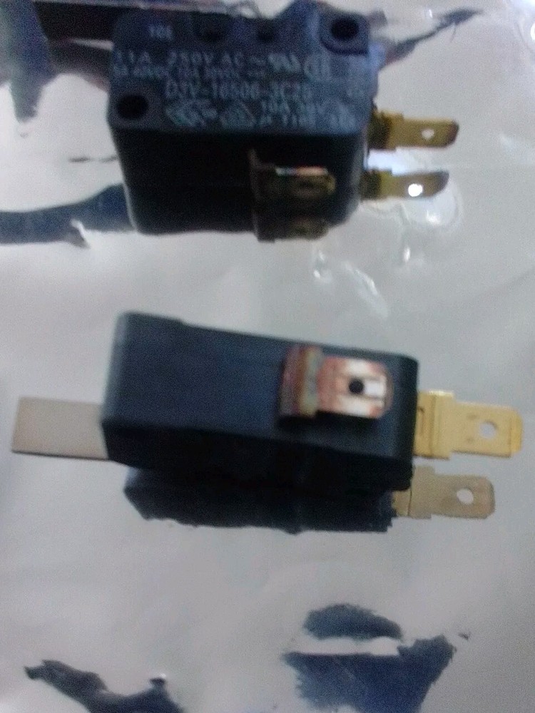 Micro Switch Omron #D3V-16506-3C25