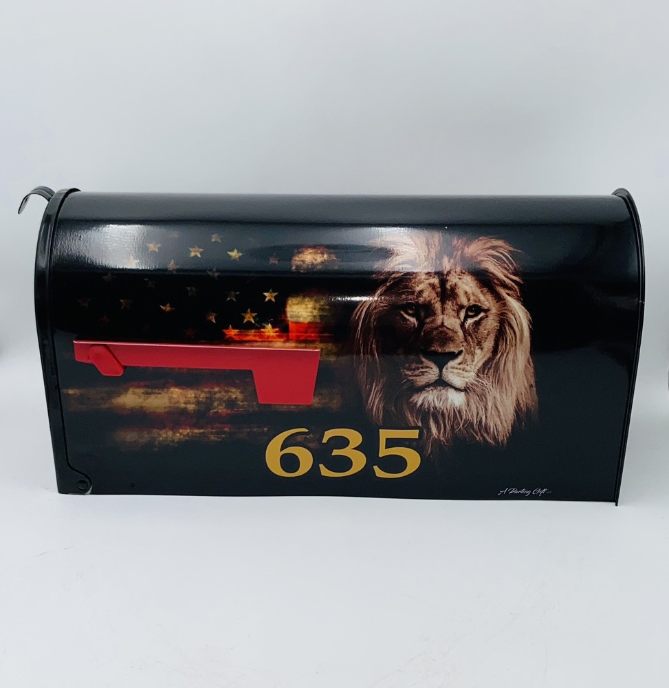 Lion Custom Mailbox: Patriotic Gift Ideas