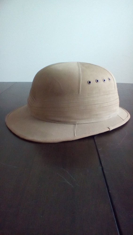 Helmet, Pith, British vintage, appro. size 7 1/2