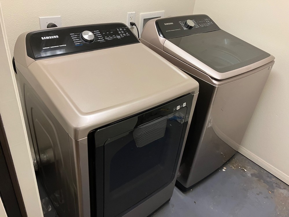 Samsung Electric Smart Washer/Dryer Combo