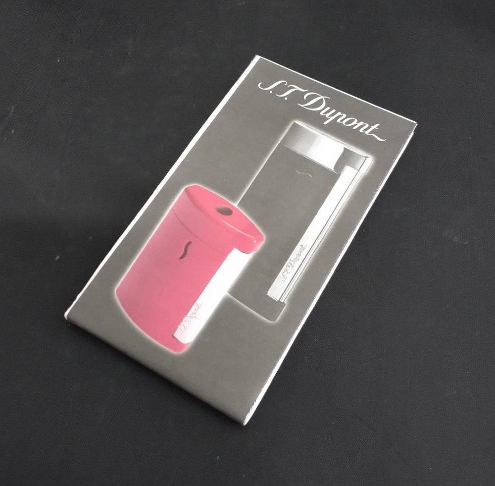 S.T. Dupont Lighter Model 010530