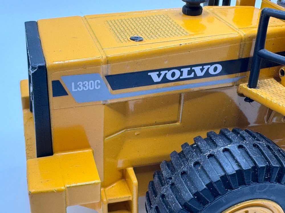 JOAL COMPACT VOLVO BM L330C BTP LOADER 1:50 CONSTRUCTION