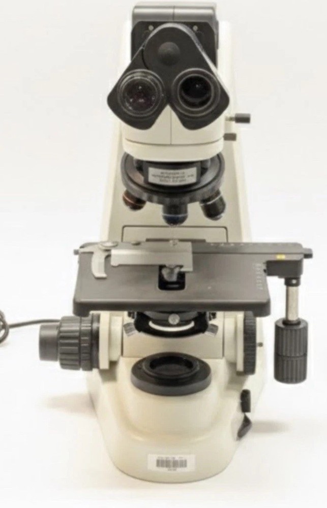 Nikon Eclipse 55i Microscope w/ 4 Objectives Missing One Eyepiece