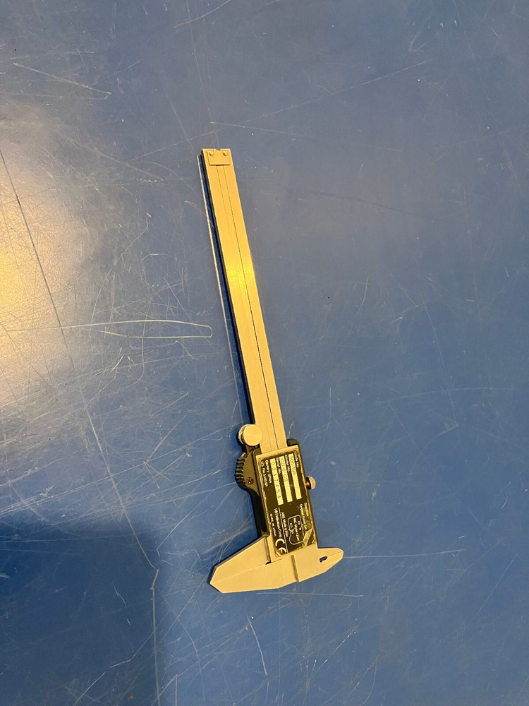 15327 Mitutoyo CD-6" CS digital caliper 6" code 500-196