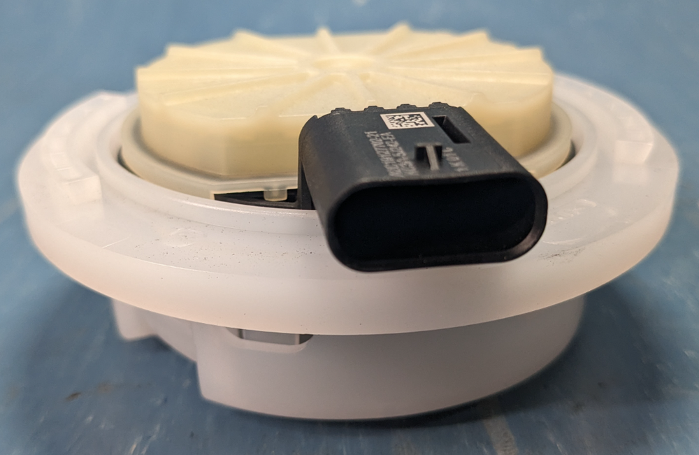 Ford AdBlue Urea DEF Reductant Level Sensor Quality Module Continental