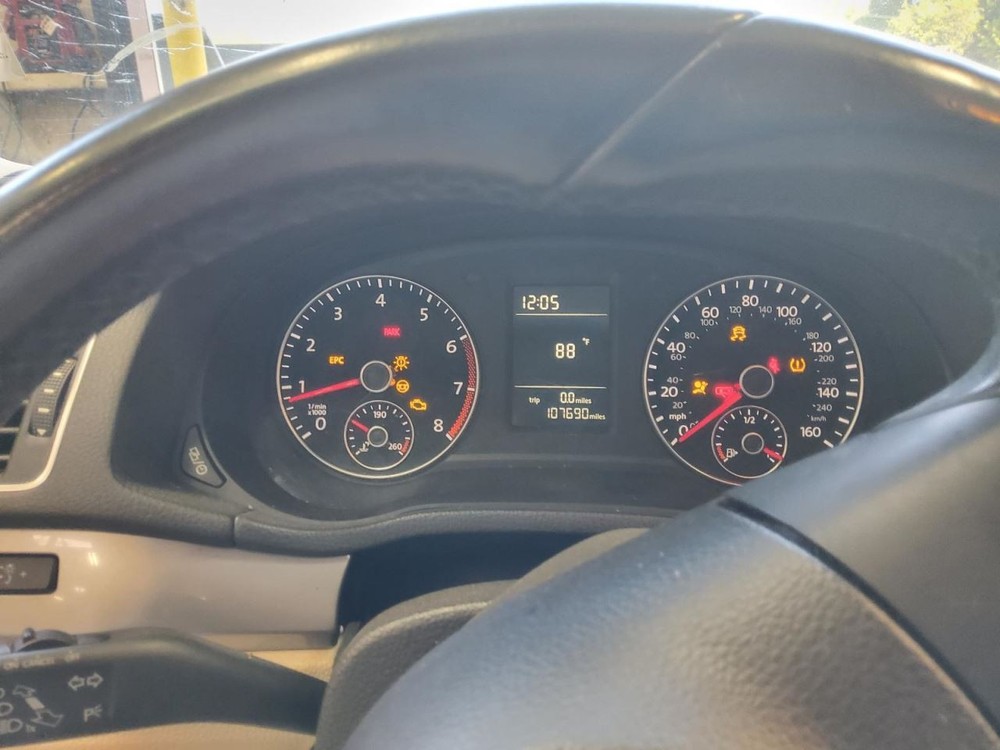 PASSAT 2015 Battery Tray 485737