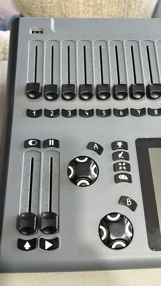 Cognito 2 PRO512 Lighting Console By Pathway Connectivity with 512 Outputs