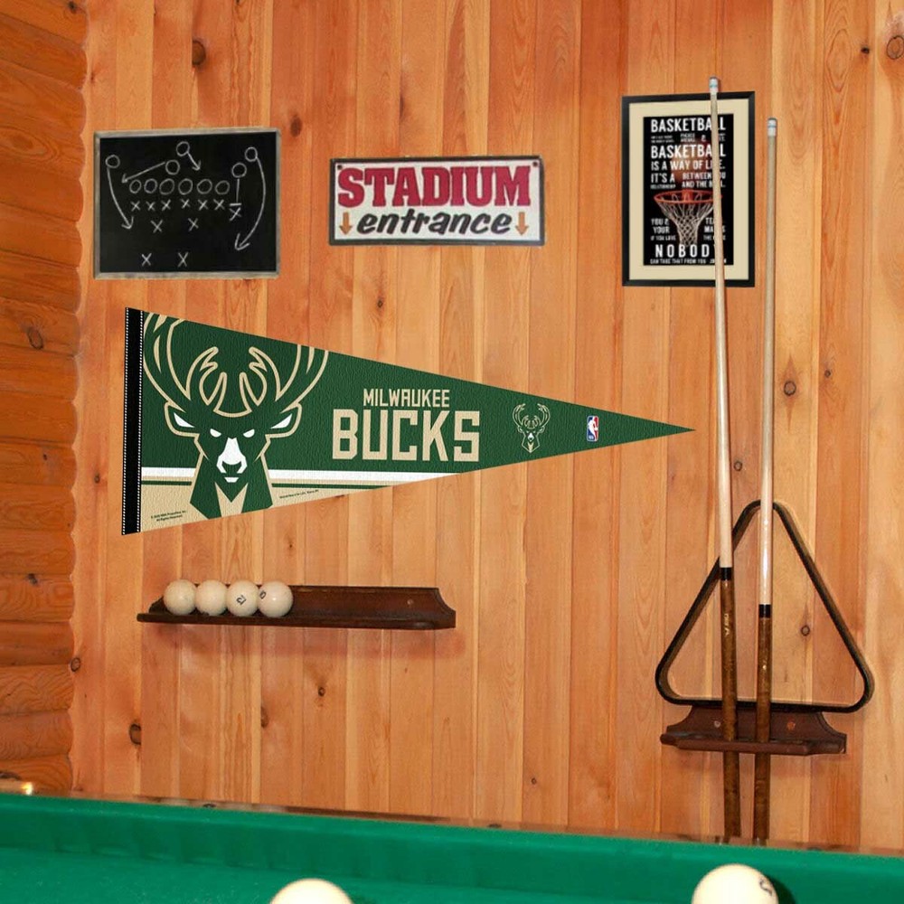 Milwaukee Bucks NBA Pennant