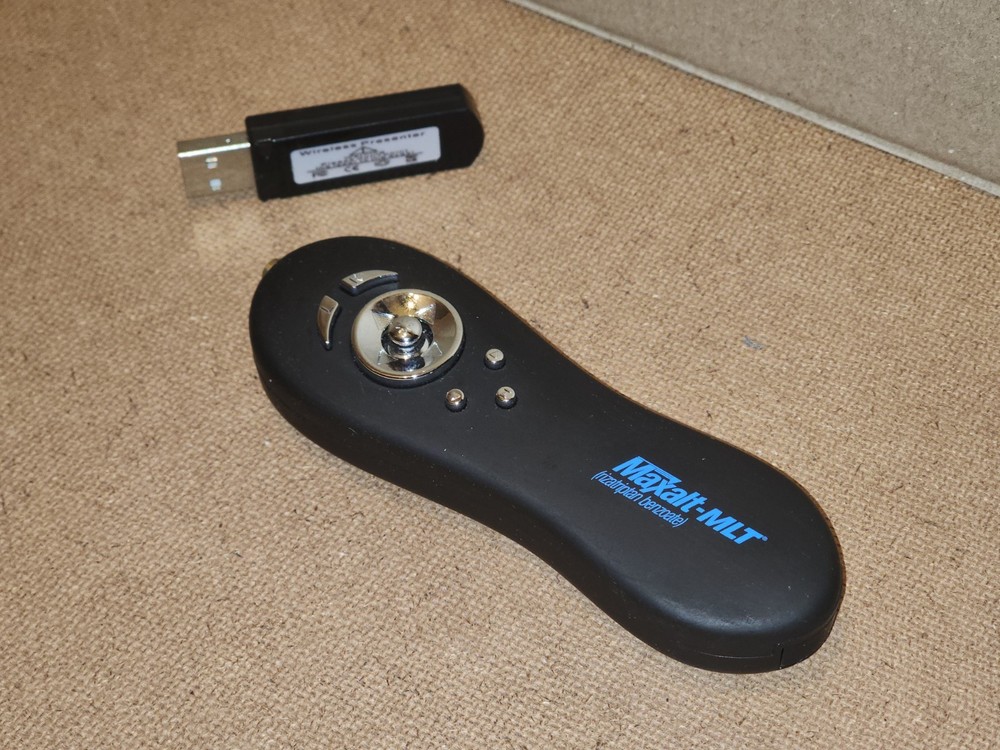 Handheld Portable Wireless Presentation Remote + Mouse with USB Receiver