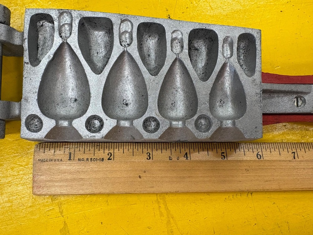 HERTER'S JIG SINKER MOLD MODEL 4A9 VINTAGE
