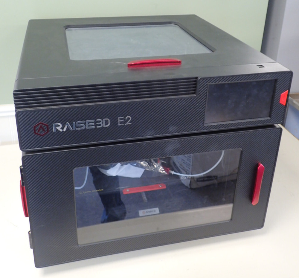 RAISE3D E2 3D PRINTER FOR PARTS/NOT WORKING
