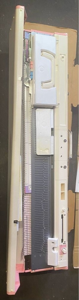 Brother knitting machine package KH 260 N/M Excellent