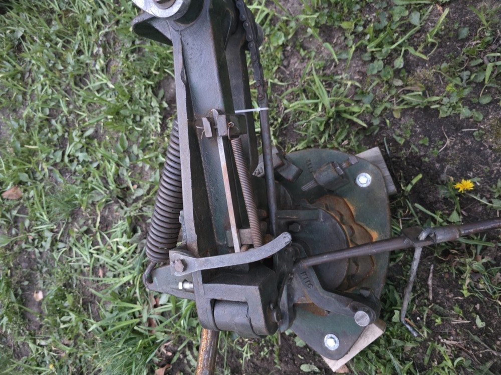 Western White Flyer Trap Machine