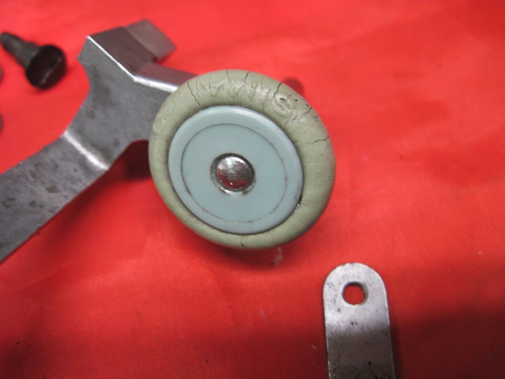 Singer 347 Sewing Machine Parts Bobbin Winder & Thread Guide