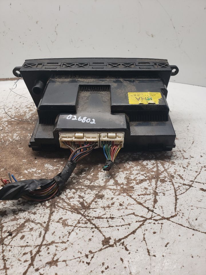 Used A/C Selector Switch fits: 2004 Kia Optima automatic temperature control w/o