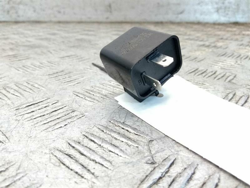 Yamaha MT-125 2014> Indicator Relay #19