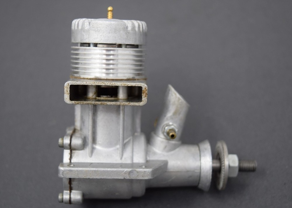 Vintage Fox .40 Stunt Model Airplane Engine 40 - 1971