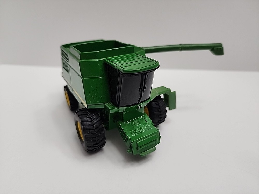 1999 Ertl John Deere Tractor Maximizer Combine 9610 Diecast Missing Front