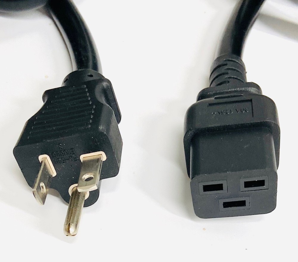 CAB-DS-120VAC  = 8ft  Cable CABDS120VAC for Cisco Systems
