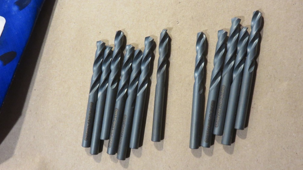 New - 12 pieces Stubby 3/16 135 Degree Champion 1705 Split Point Drill Bits