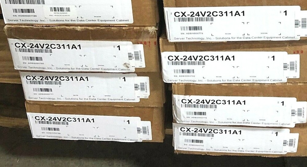 server tech CX-24V2C311A1 Horizontal PDU, SeverTech 69" NEW!