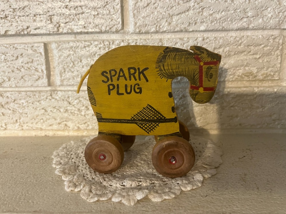 Debeck Spark Plug Platform toy