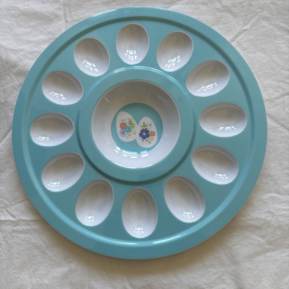 Easter Deviled Eggs Holiday Tray