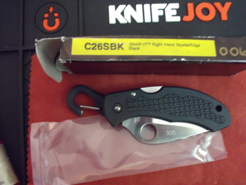 Spyderco Snapit c 26sbk bnib